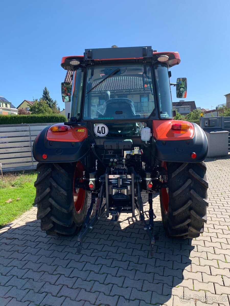 Kubota M4073 - 4