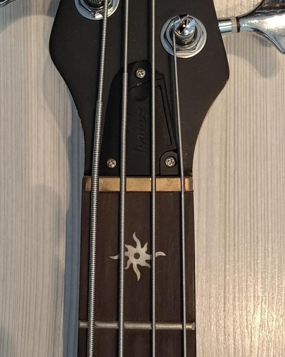 Baskytara IBANEZ, nová - 4