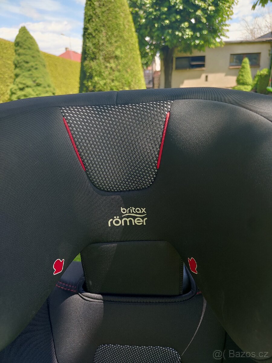 Autosedačka Britax Romer KIDFIX III S - 4