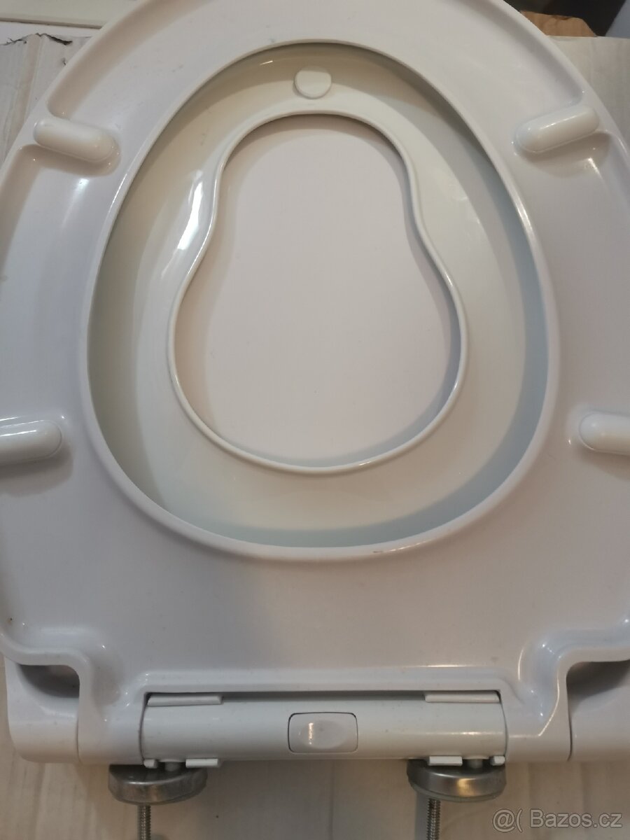 Prodám pomalu sklápěcí záchodové prkénko - 4