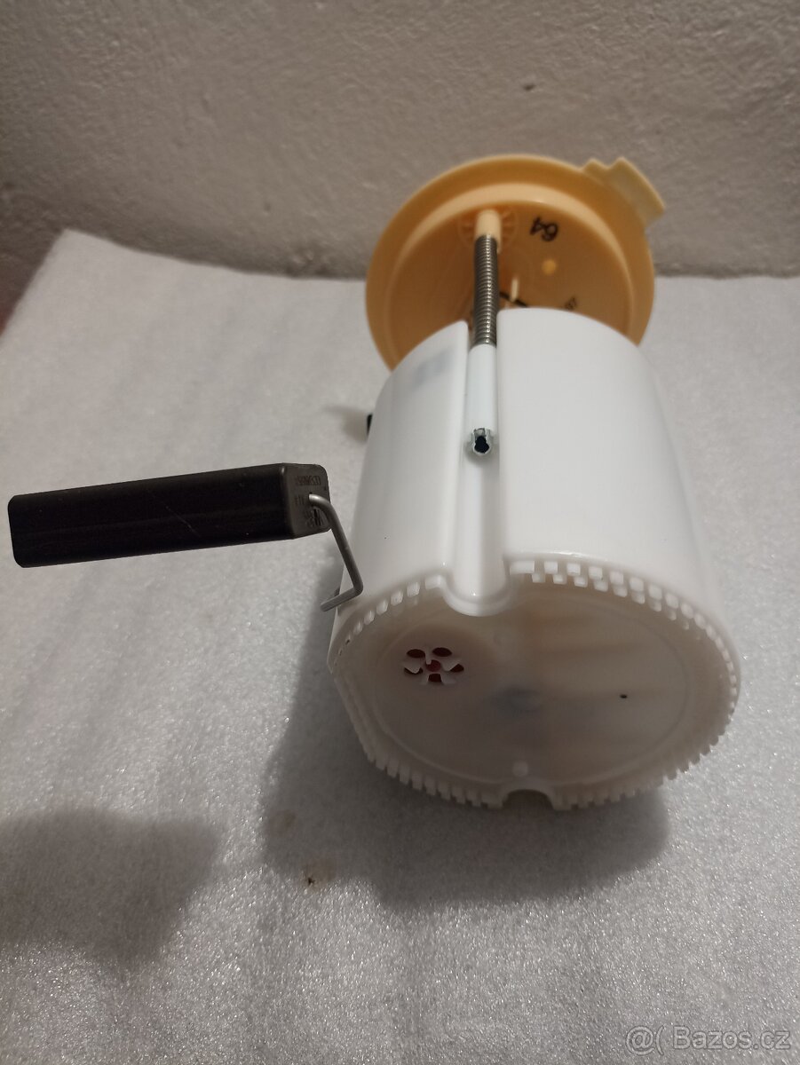 PALIVOVÉ ČERPADLO ŠKODA - 1K0 919 050J DIESEL - 4