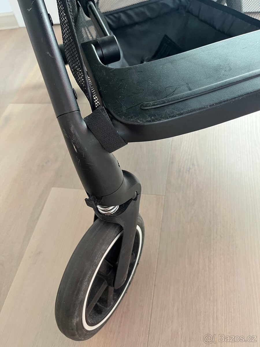 Cestovní kočárek Cybex Beezy - 4
