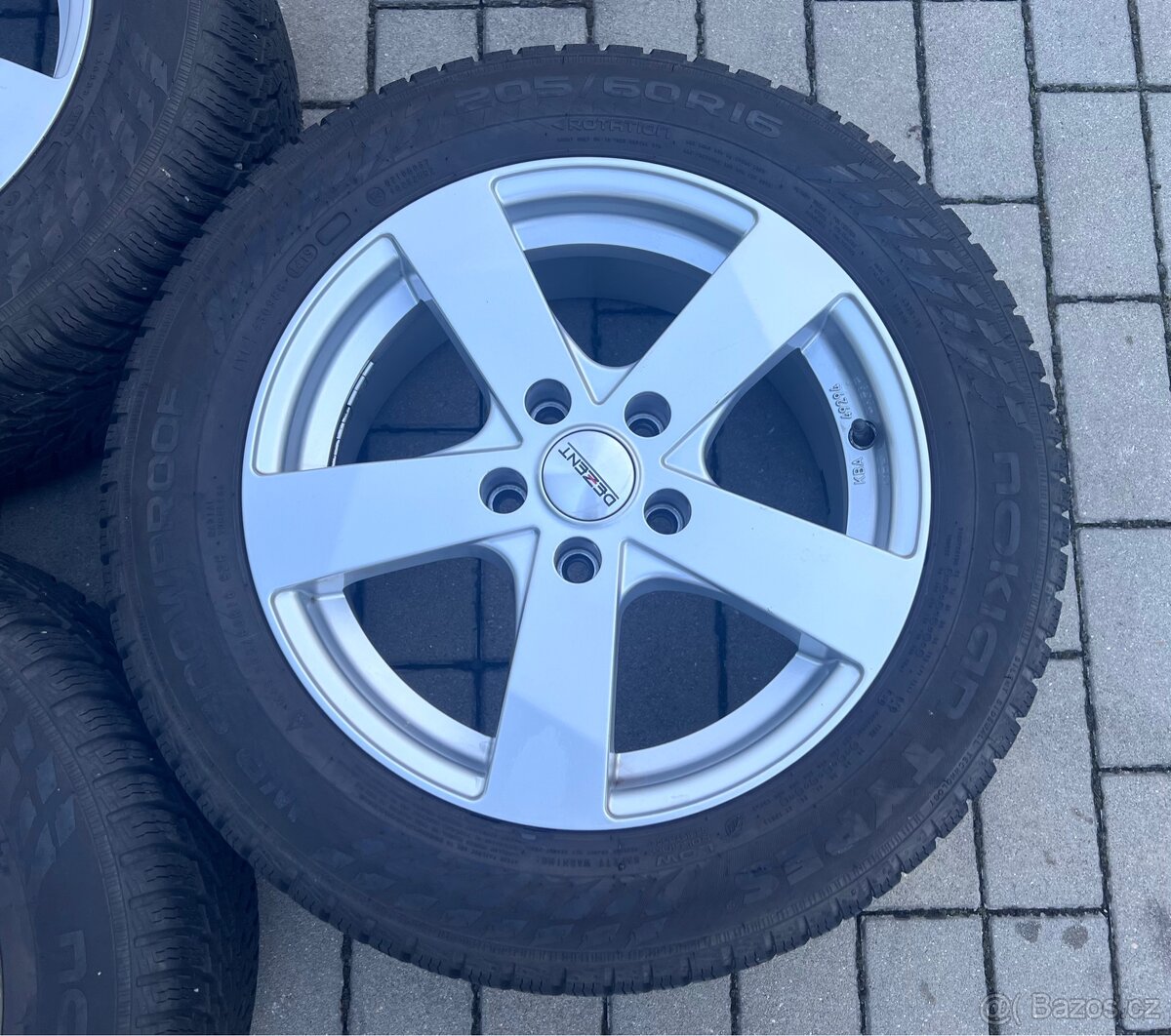 Octavia IV - 16" alu + zimní 205/60 R16 Nokian 7-8mm - 4