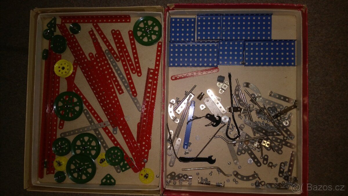 Stavebnice Merkur. Socialistické, novější i zahraniční kusy - 4