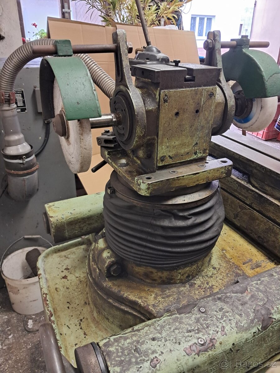 Prodám nástrojovou brusku BN 102 - 4