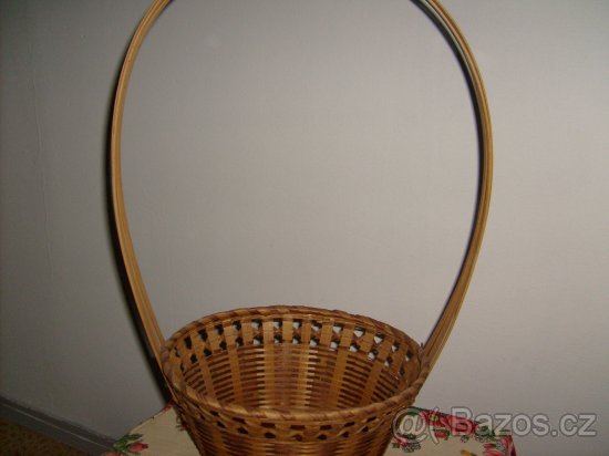 PROUTĚNÝ KOŠÍK - 4