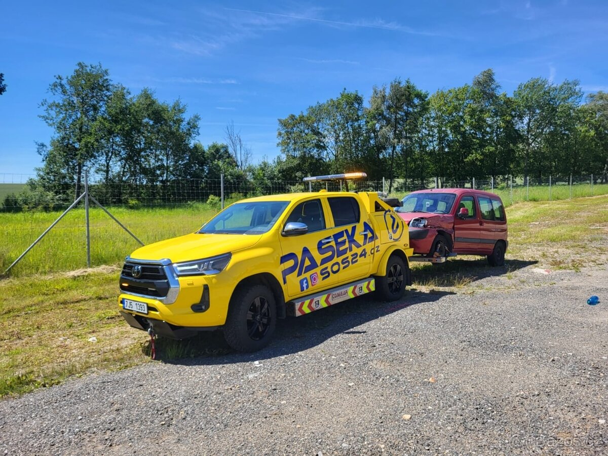 firma PASEKA SOS24 hledá řidiče odtahových speciálů - 4