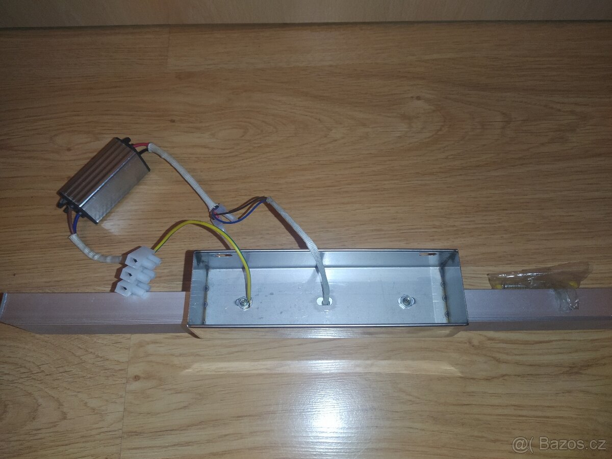 Koupelnové světlo. - 4