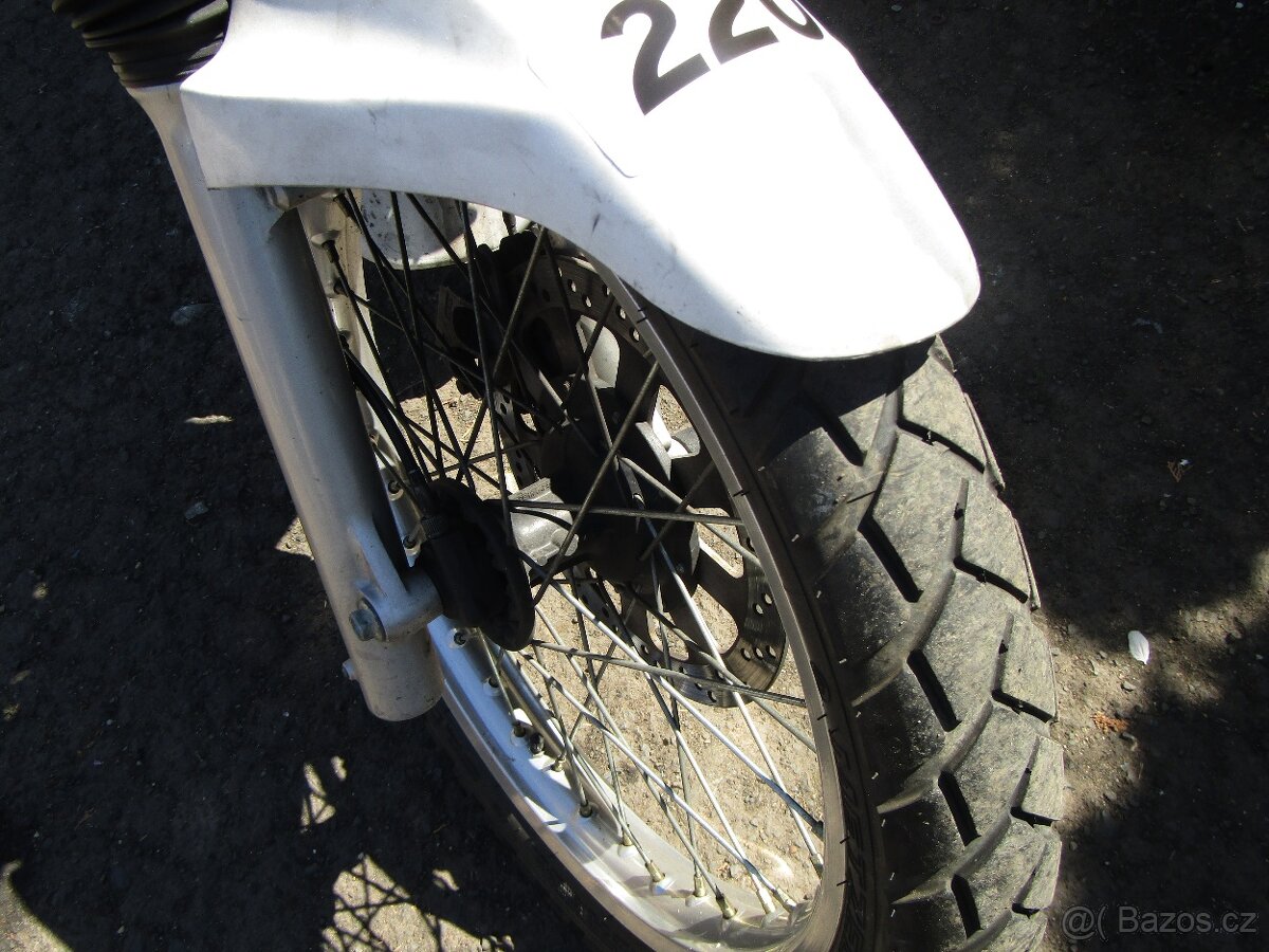 kawasaki kle 500 - 4