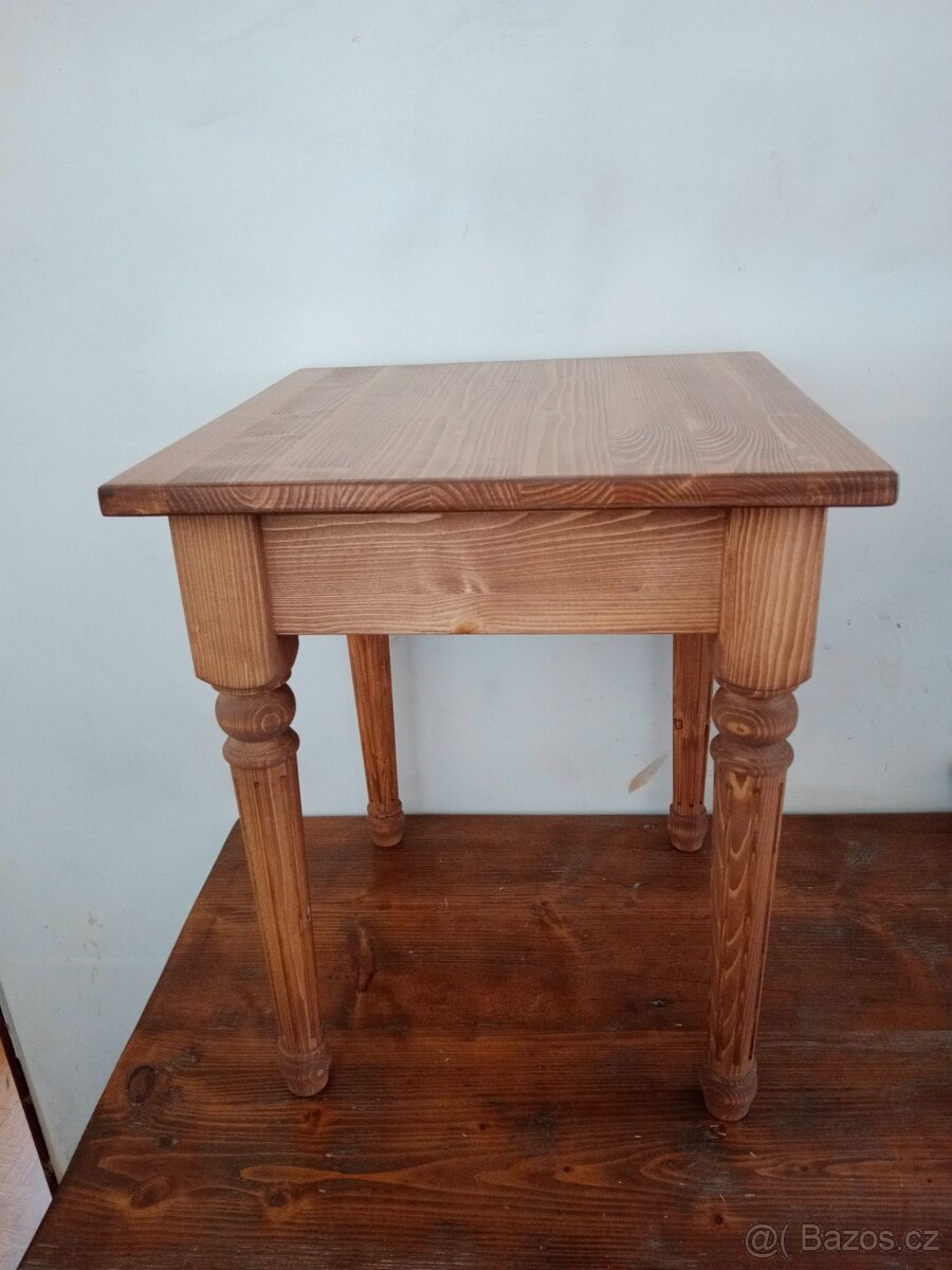 Dřevěná stolička - 4