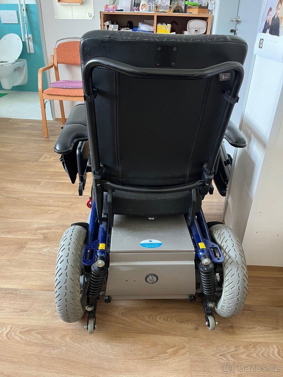 Elektrický invalidní vozík Puma 40 - 4