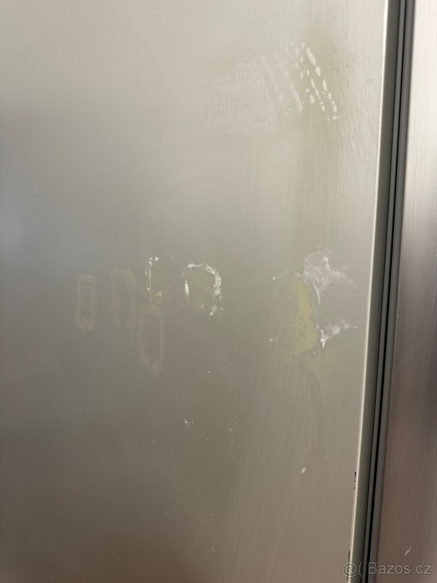 Lednice s mrazákem Bosch (111) - 4