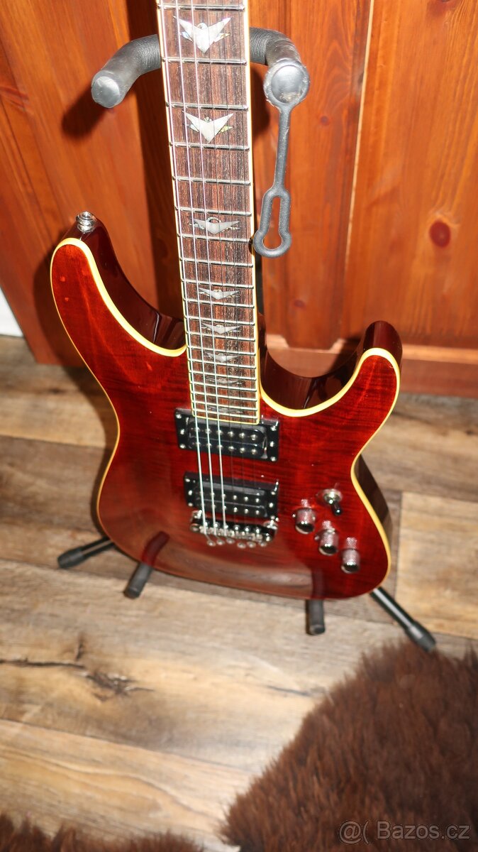 Schecter C1+ špičková kytara - 4