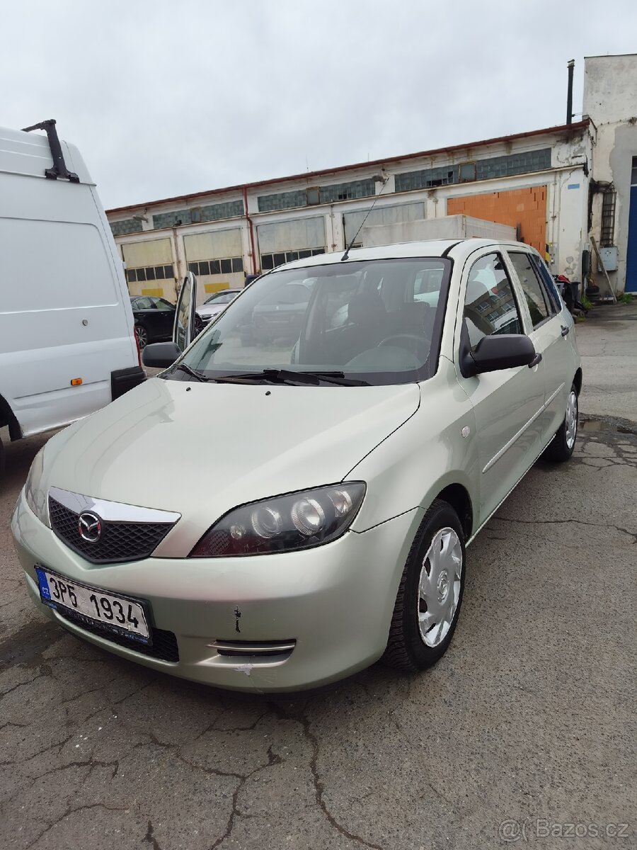 Mazda 2 ,1.2 benzín - 4