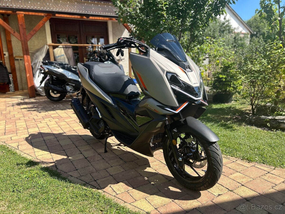 Zontes 125 Xero - 4