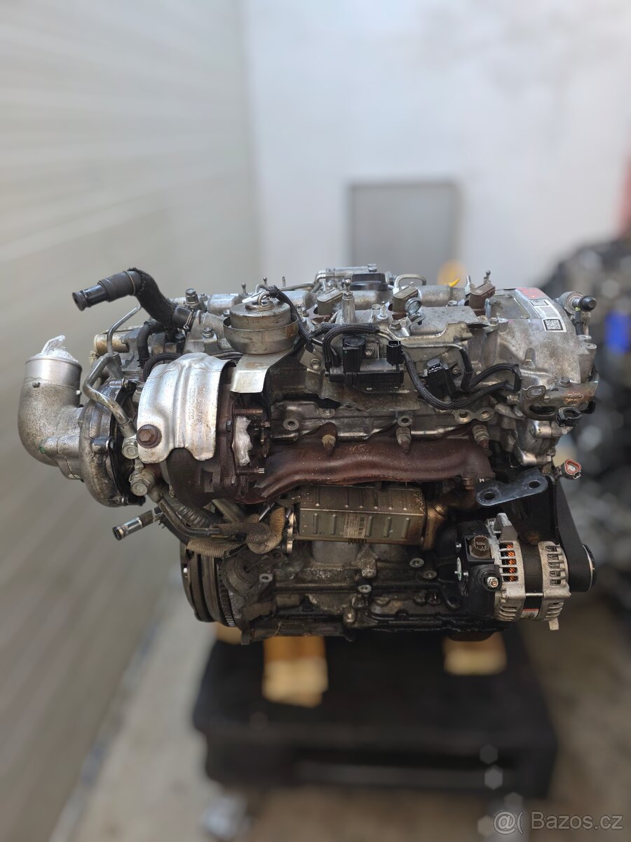 Kompletní motor 2,2 D-CAT Toyota 2AD záruka 114t.km - 4