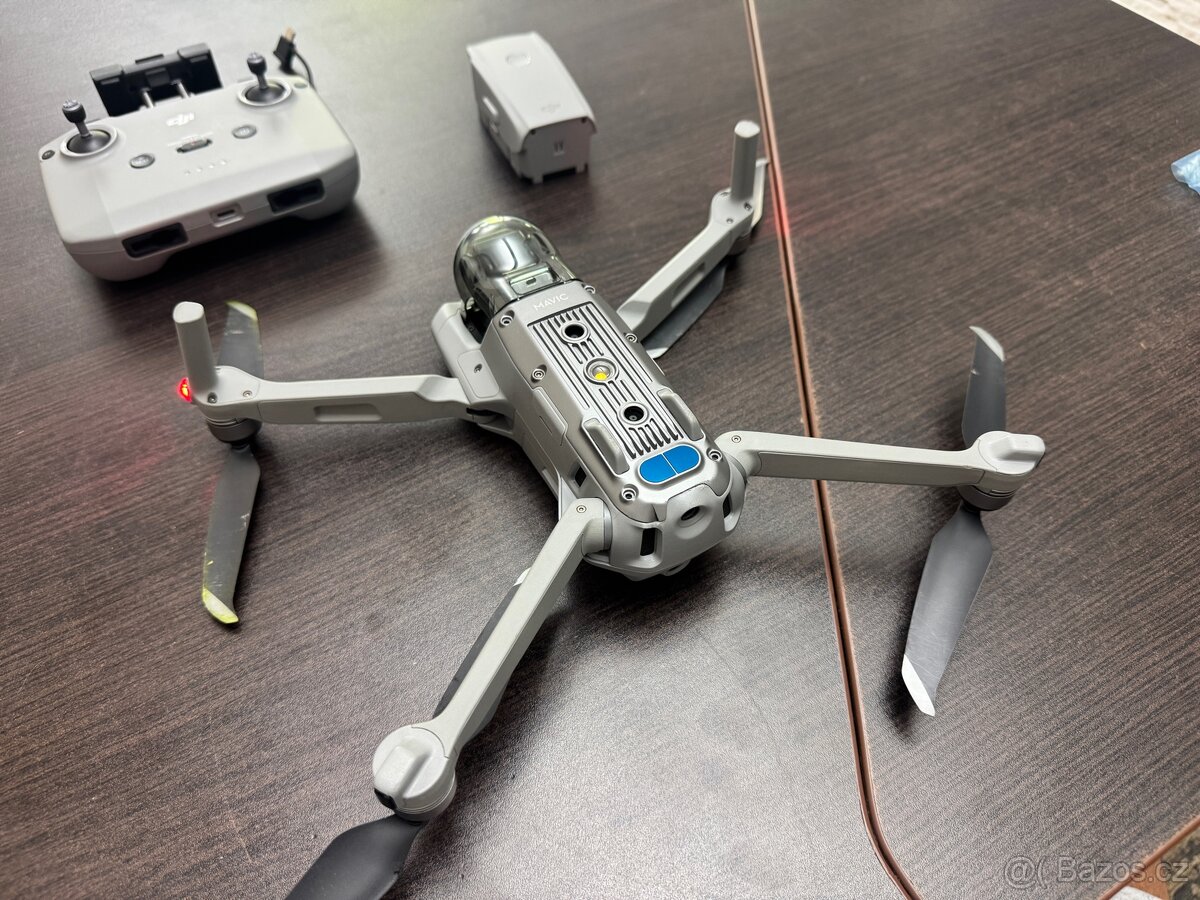 Dji Mavic air 2 fly more combo - 4