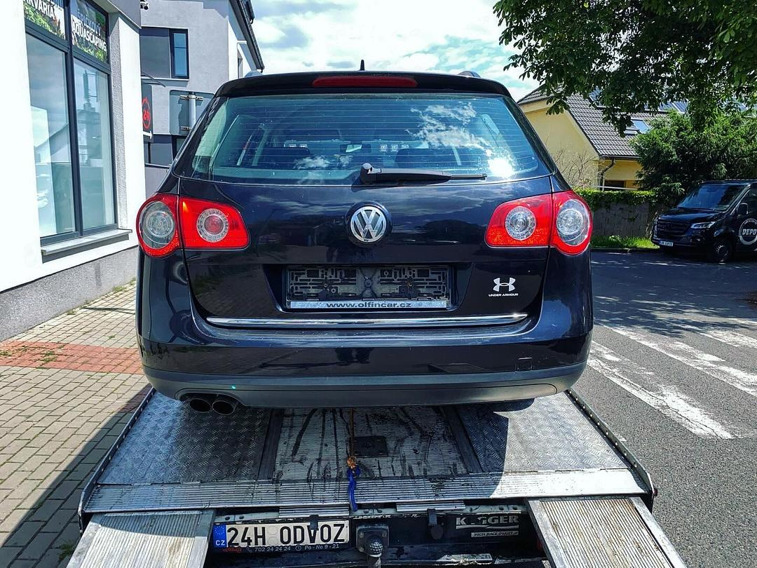 Náhradní díly VW Passat B6 kombi r.v. 2008 BMR KMW LC9X - 4