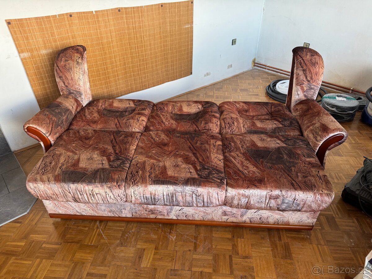 Rozkládací pohovka - 4