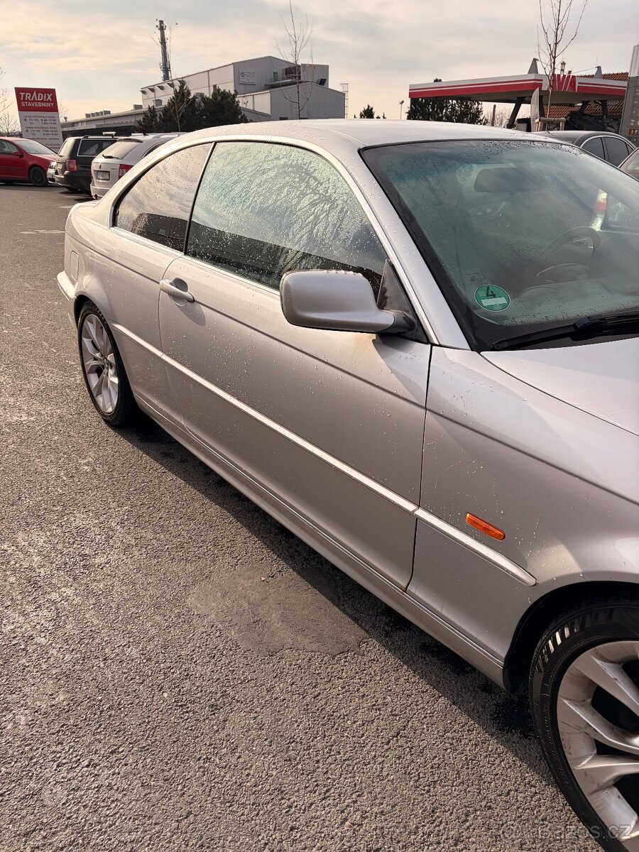 BMW E46 323i coupe - 4