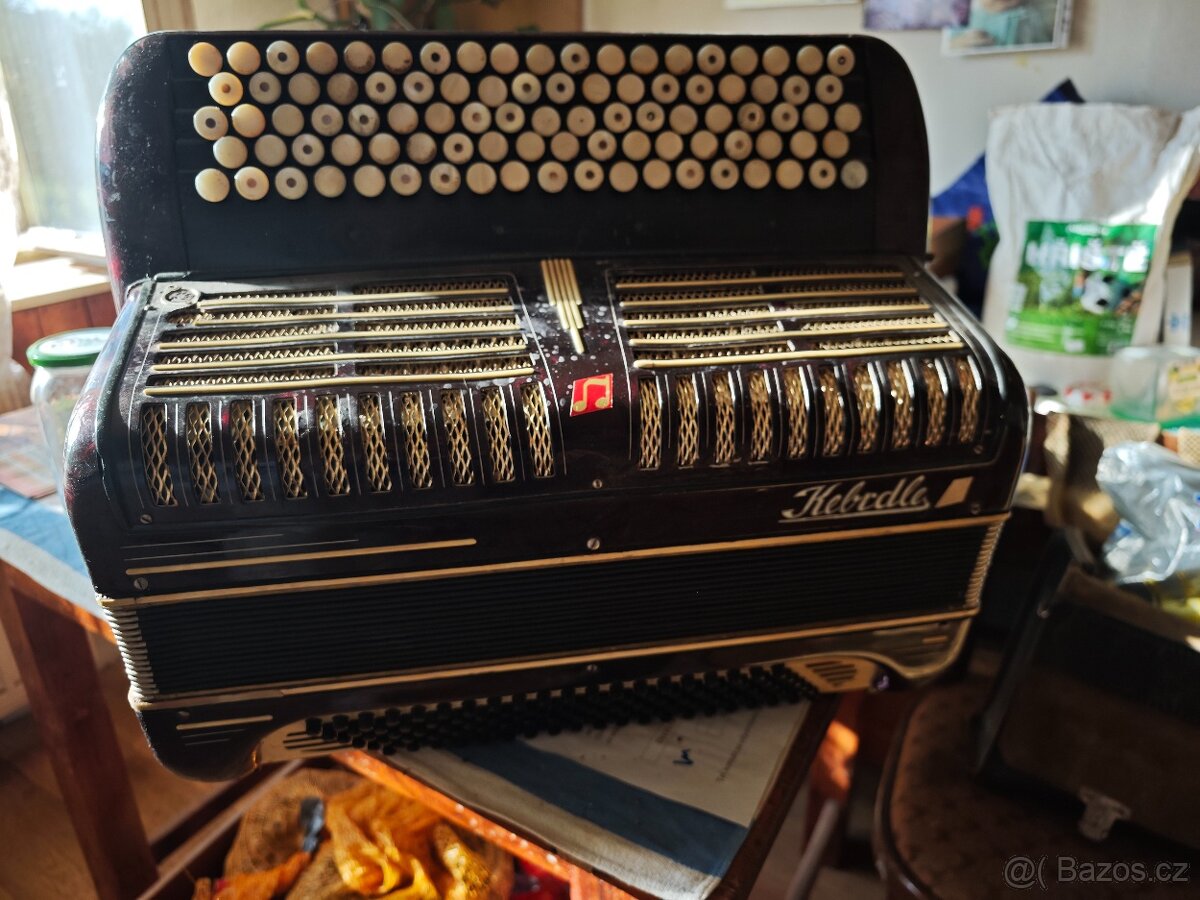 KNOFLÍKOVÁ HARMONIKA - KEBRDLE - 4