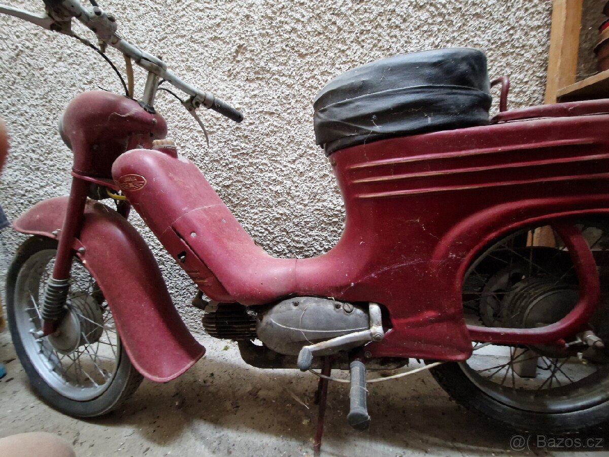 Jawa Pionýr 555 - 4
