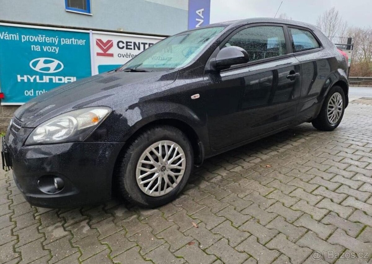 Kia Cee´d 1.4-AUT.KLIMA-KŮŽE PAKET - 4
