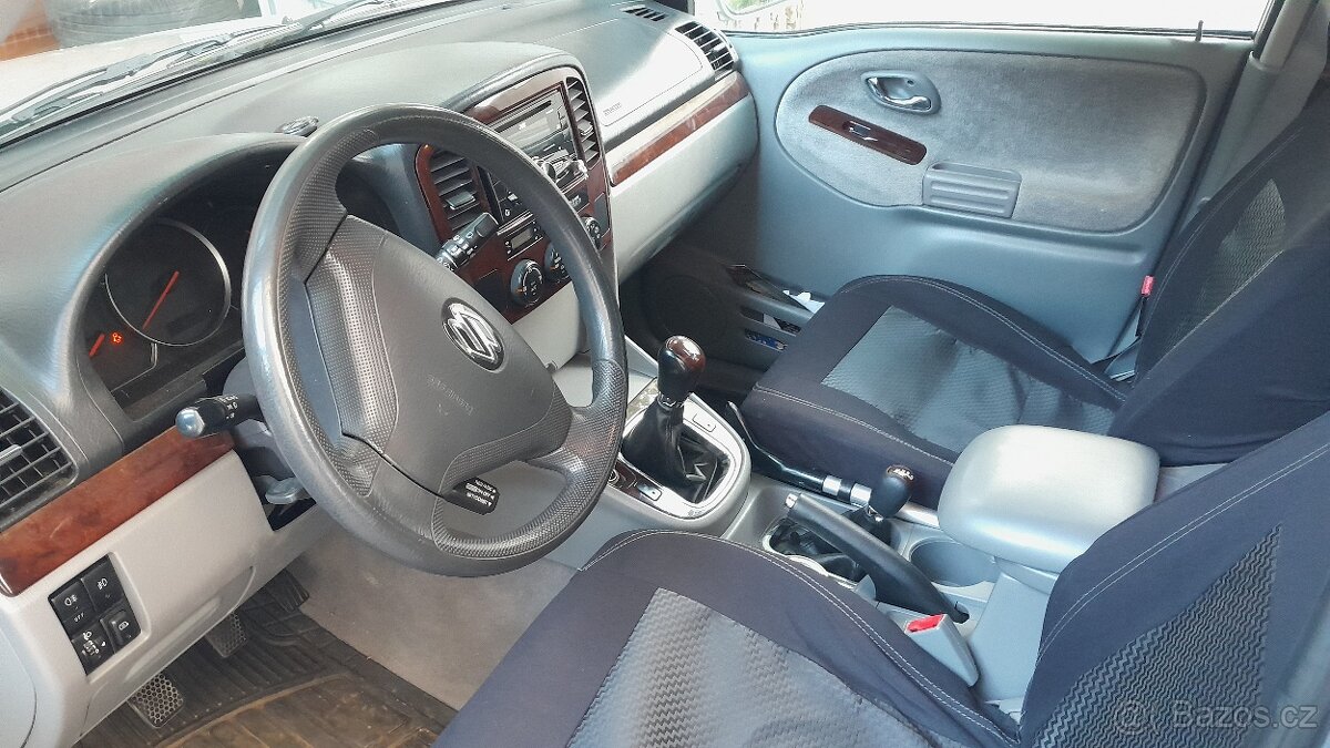 Suzuki Grand Vitara XL7