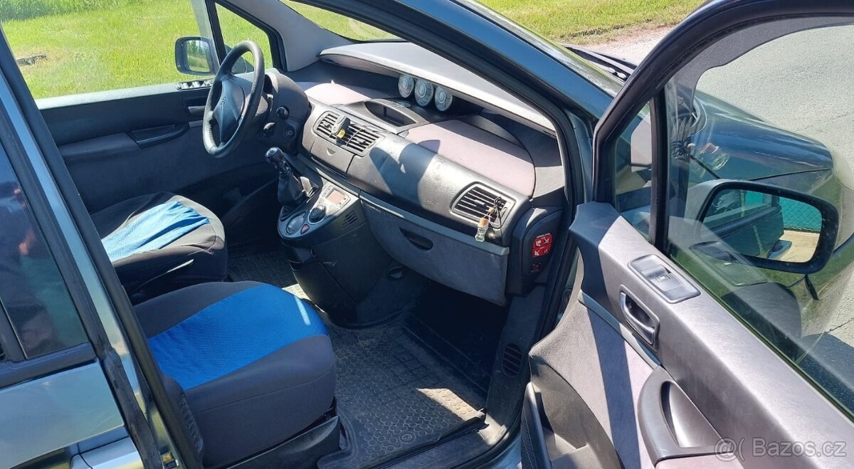 Prodám Citroen C8 2.2 HDI (94KW) - 4