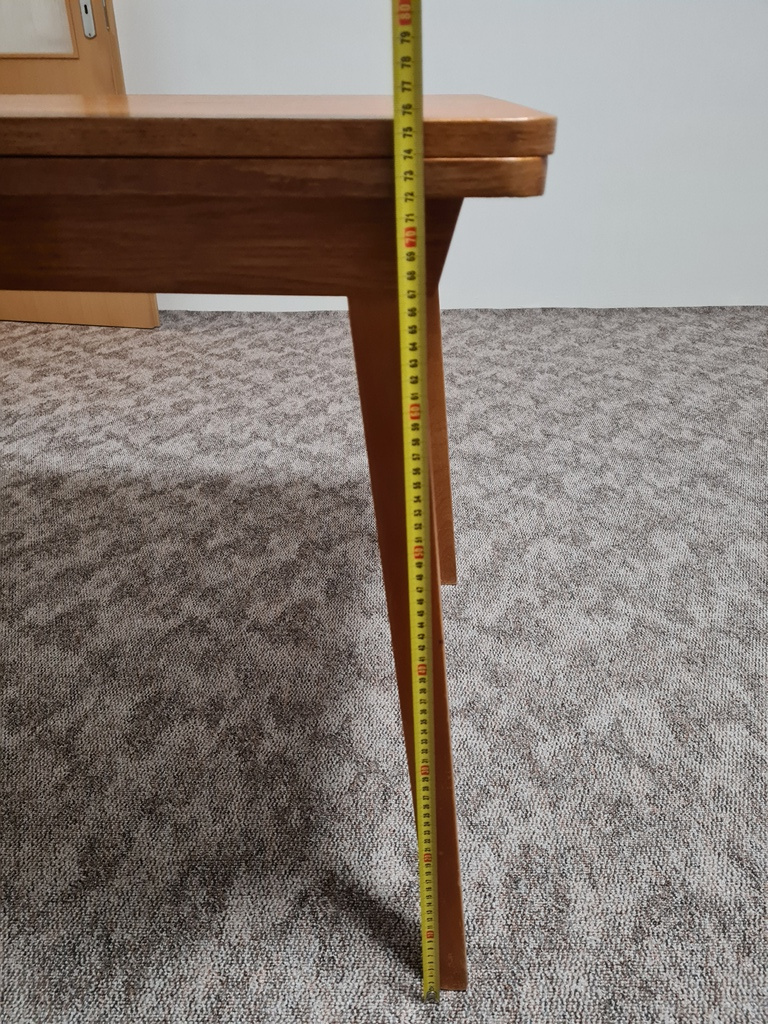 Stůl 90 cm x 75 cm - 4