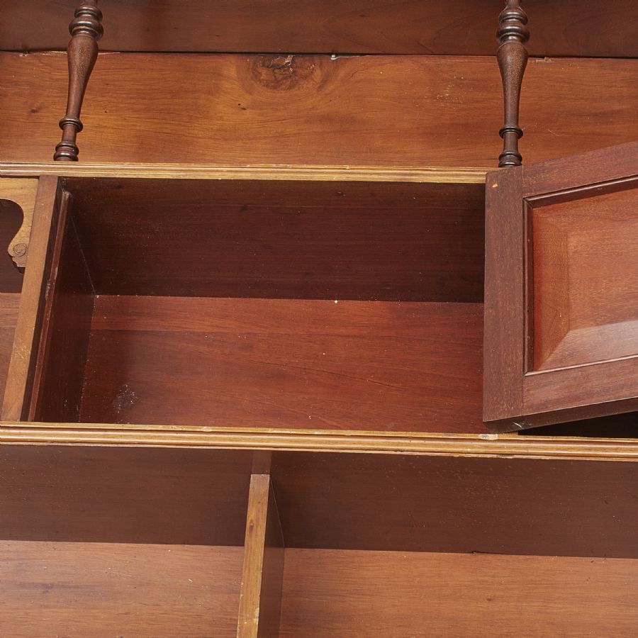 Police na stenu 1910 - AKCE - 4