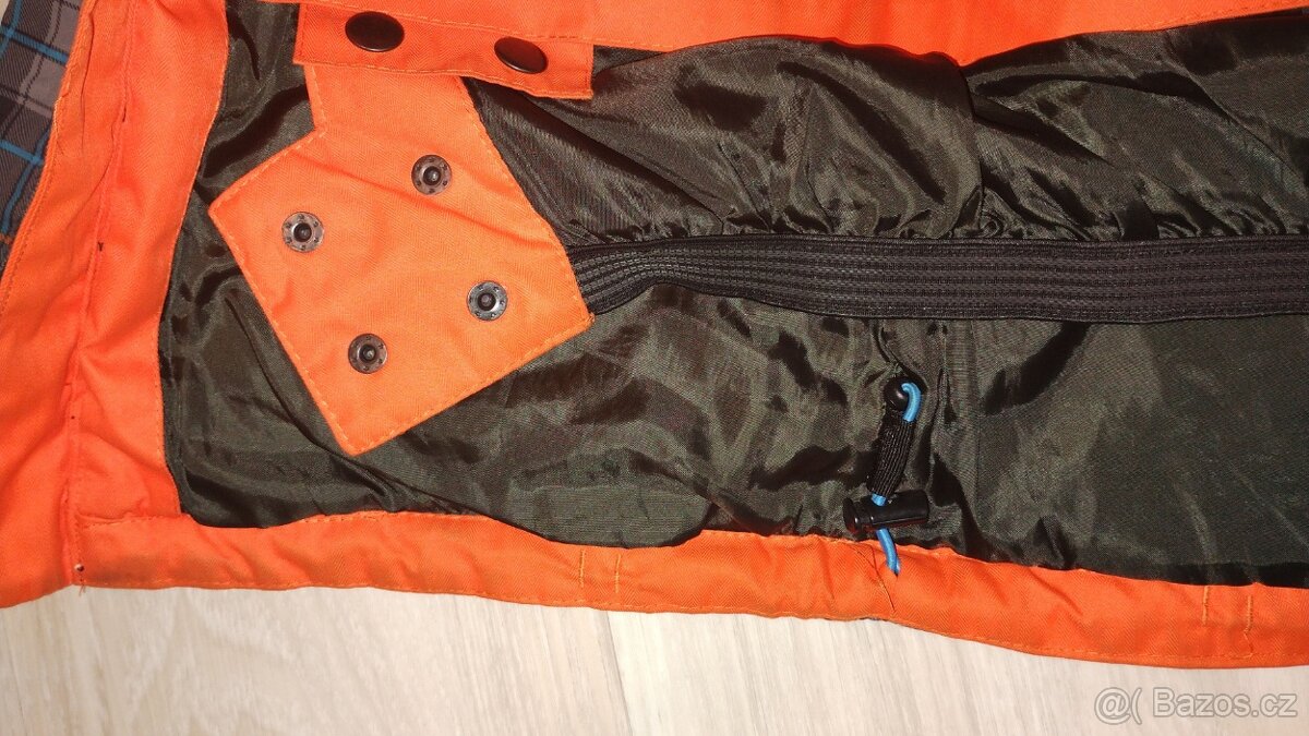 Chlapecká zimní bunda velikost 152 - 4