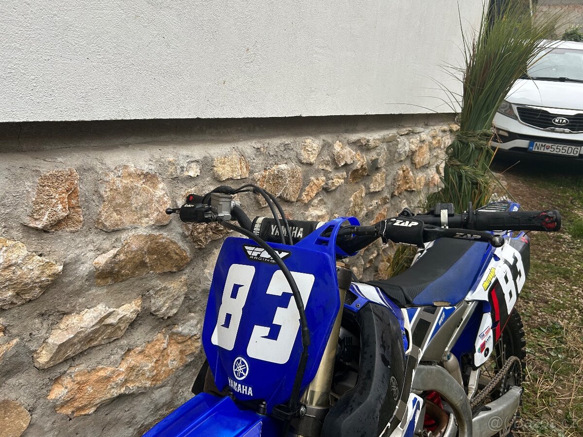 Yamaha YZ250F - 4