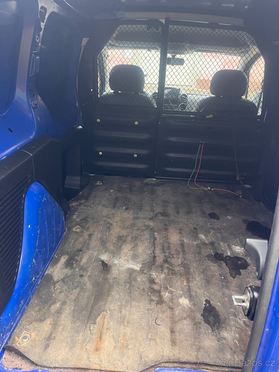 Peugeot Partner 1.6 HDi, 66 kW, 2013 - 4