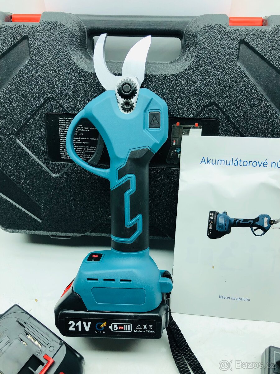 Aku nůžky + 2x baterie - 4