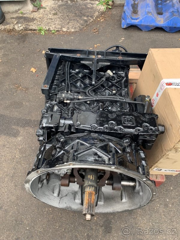 Prodám převodovku ZF 16S2520 TO komplet repas - 4