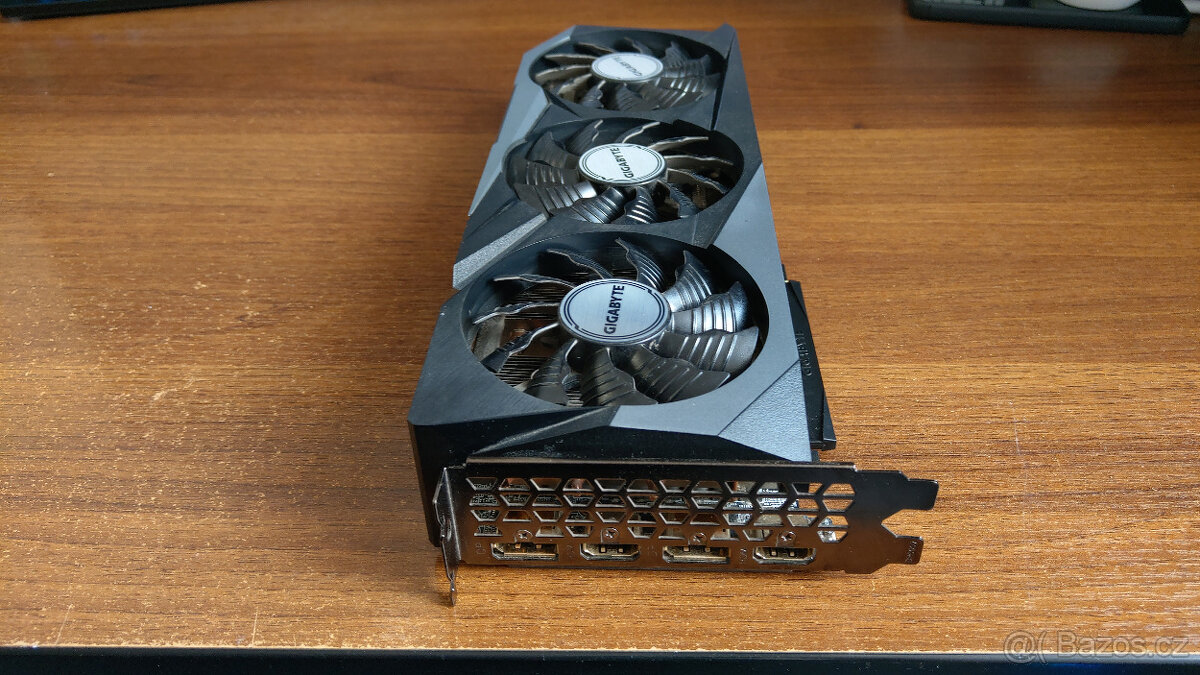 Gigabyte GeForce RTX 3070 Gaming OC - 4