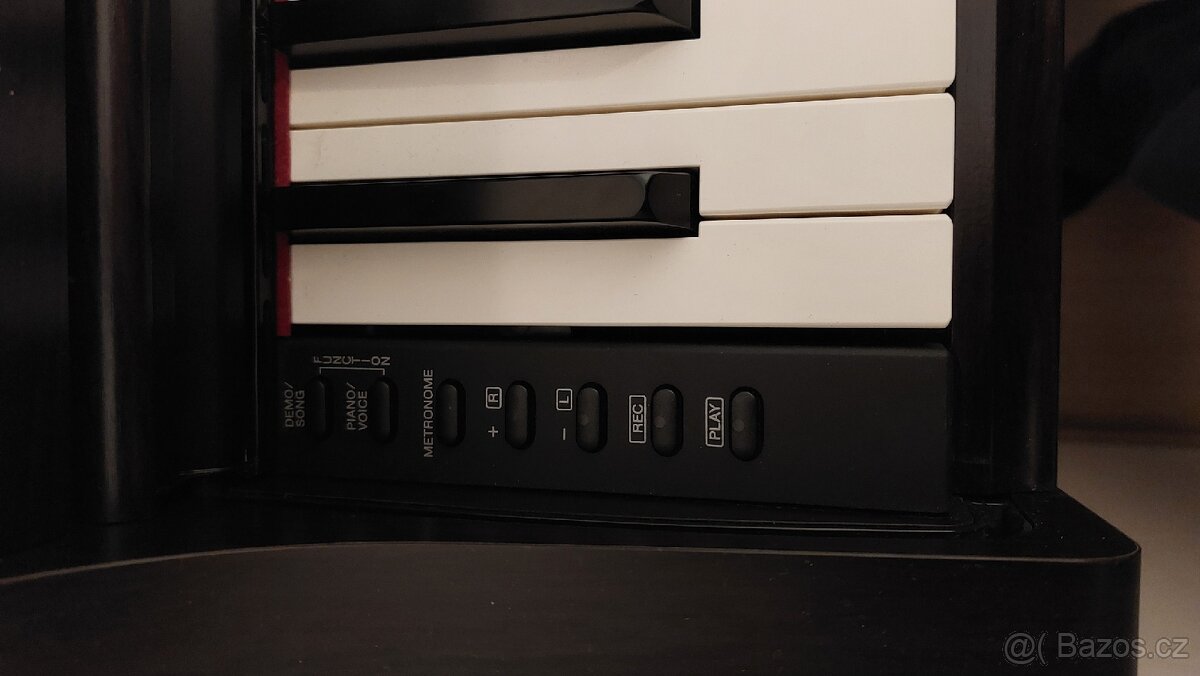 Digitální piano Yamaha YDP-163 v pěkném stavu. - 4