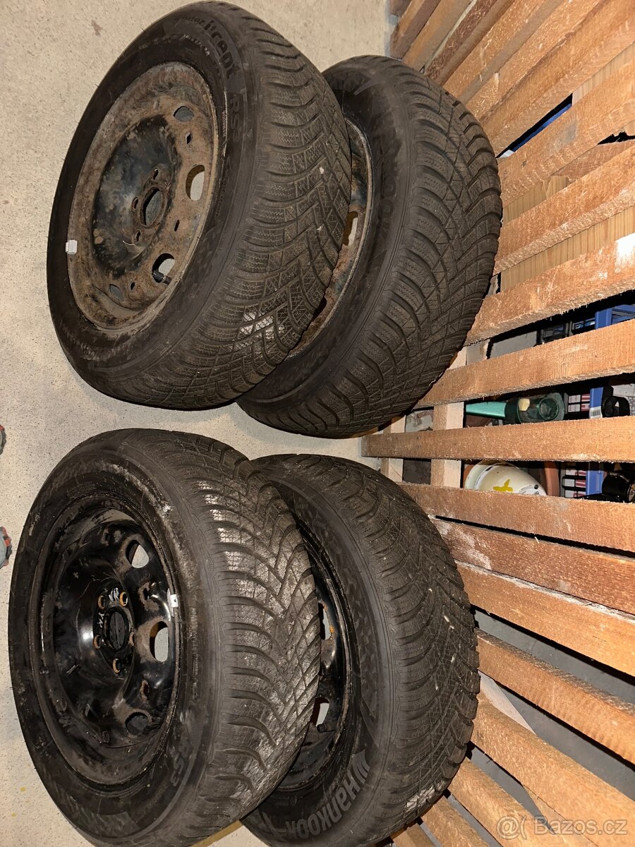 Zimní pneu + plecháče - 4
