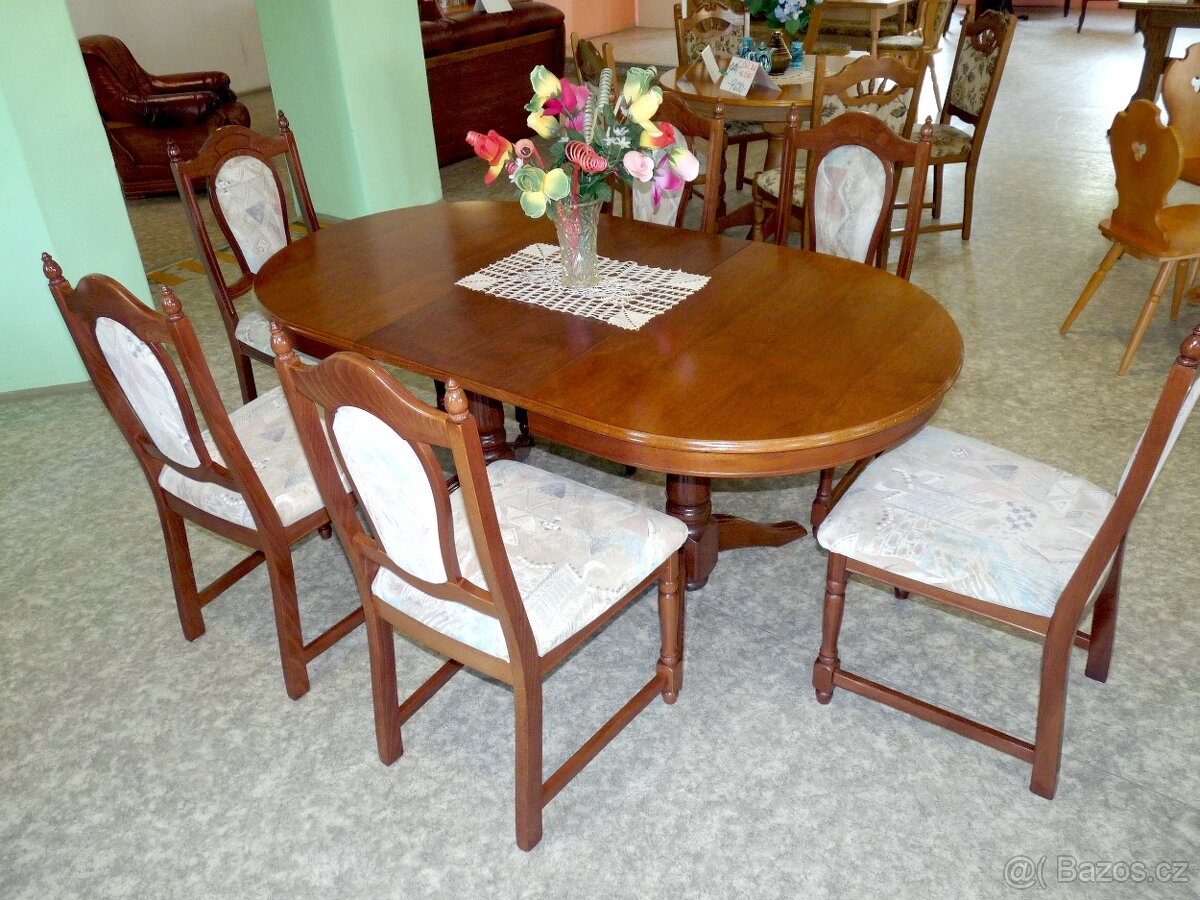 rozkládací stůl + 6 ks látkově polstrovaných židlí - 4