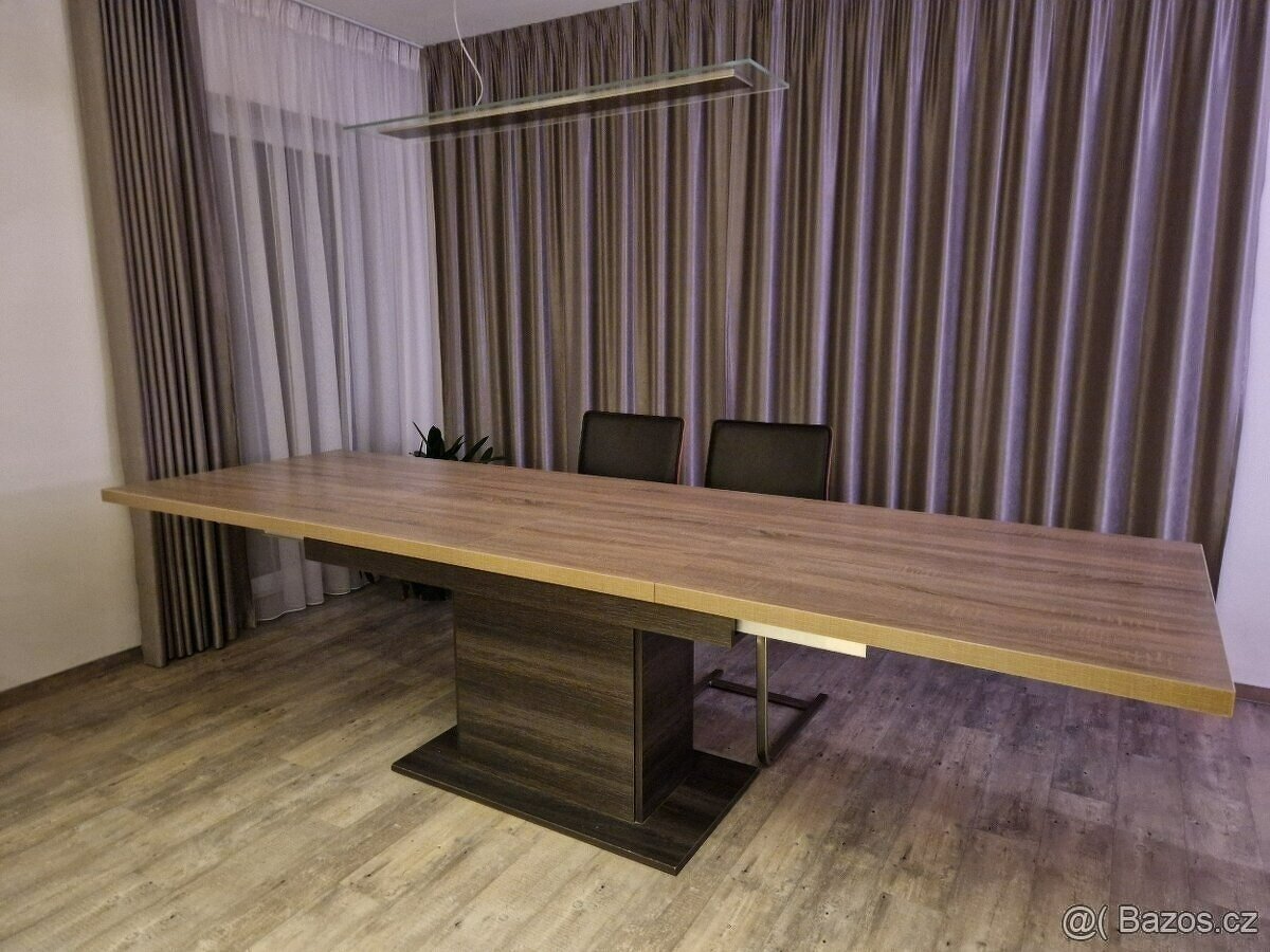 Rozkládací jídelní stůl (až 280cm) - 4