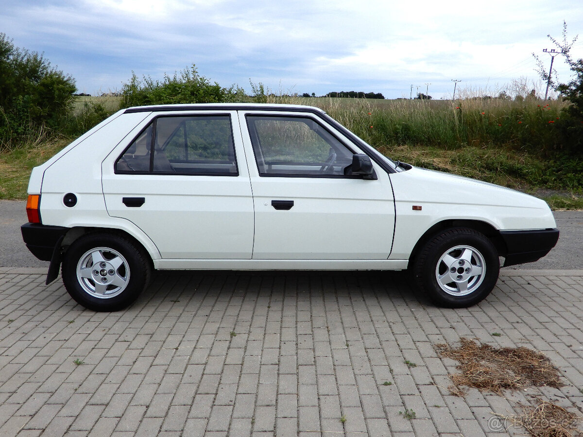 Škoda Favorit 135L, 1990, najeto 26.000km - 4