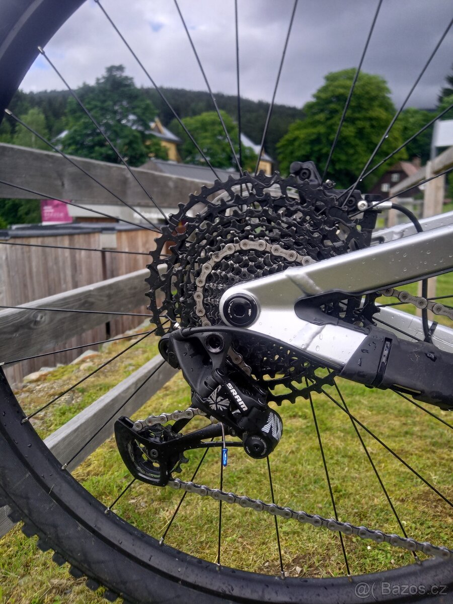 Ghost Riot Fullparty - 4