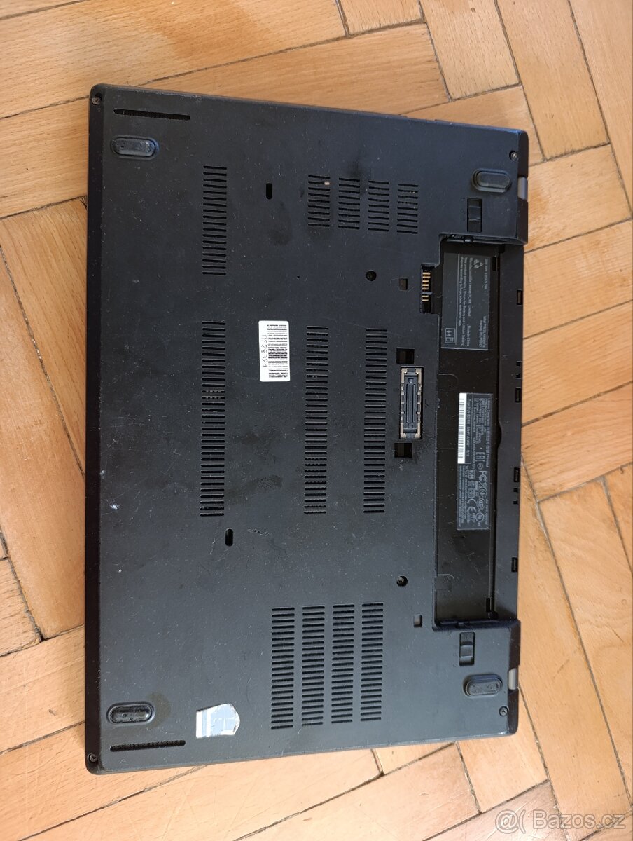 Prodám notebook Lenovo ThinkPad T470 – na díly nebo k opravě - 4