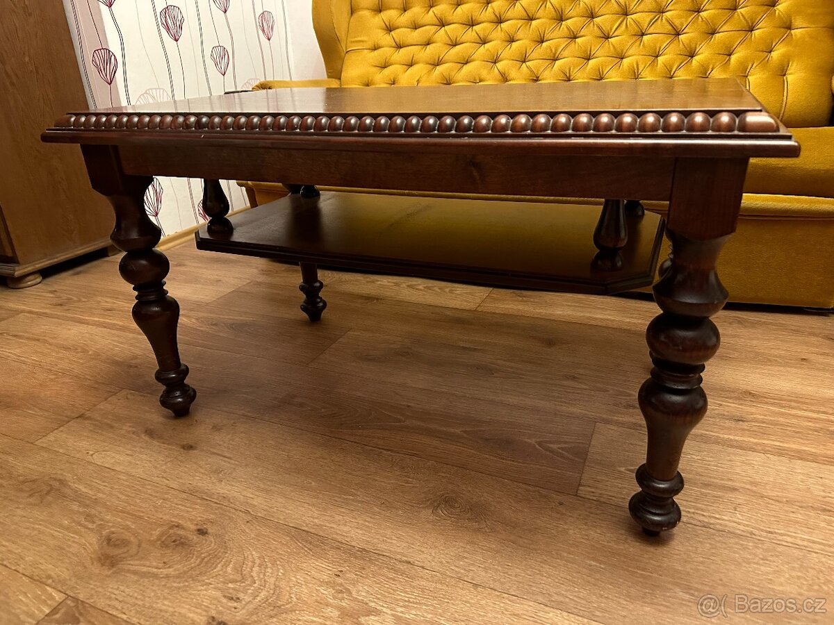 Konferenční stůl - 4