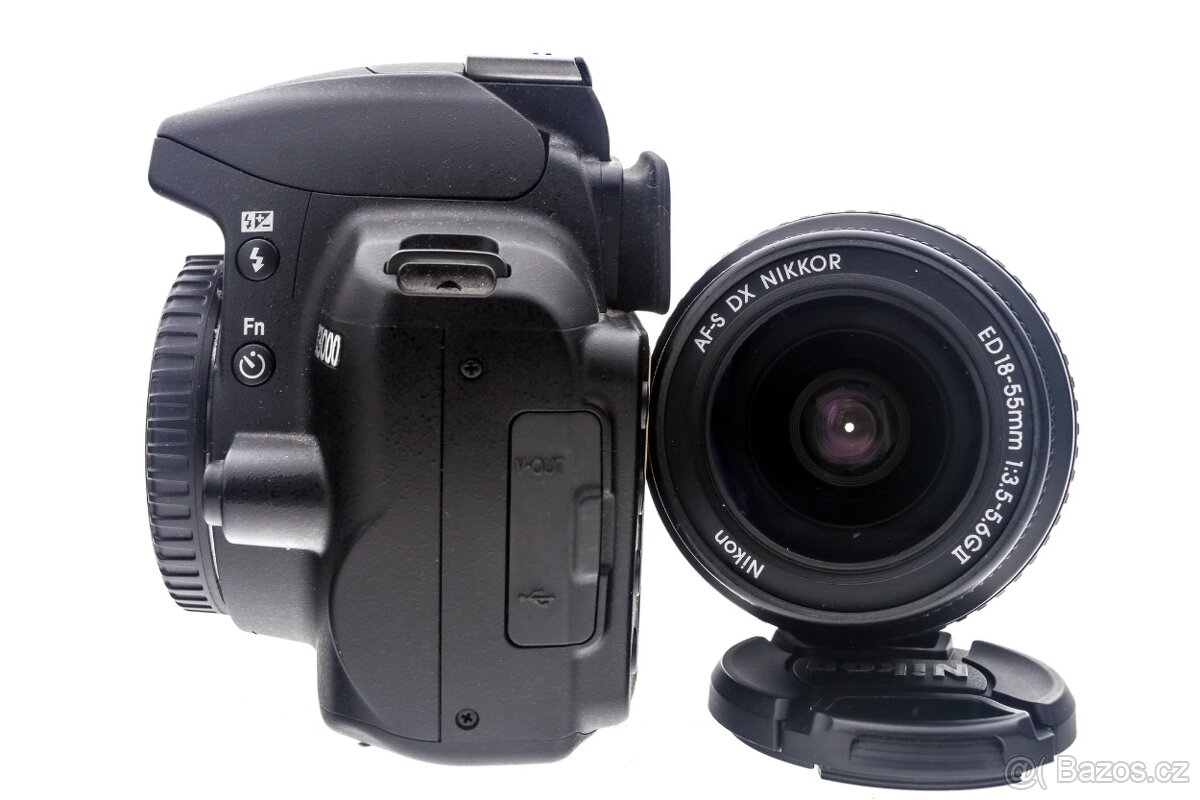 Zrcadlovka Nikon D3000 + 18-55mm - 4