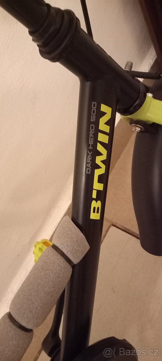 Dětské kolo s vodící tyčí - 4