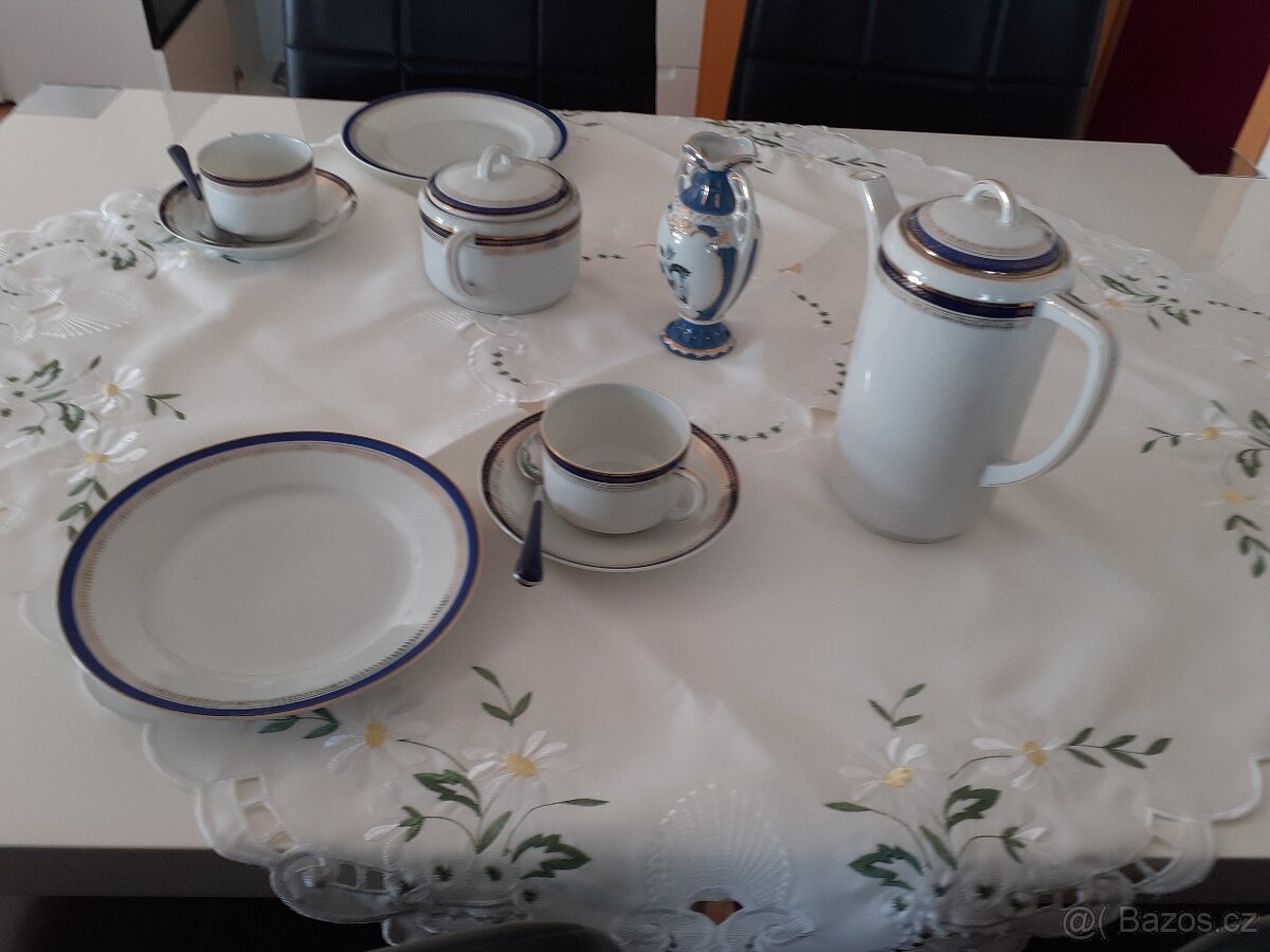 Barevně vyšívaný ubrus,vhodný dárek - 4