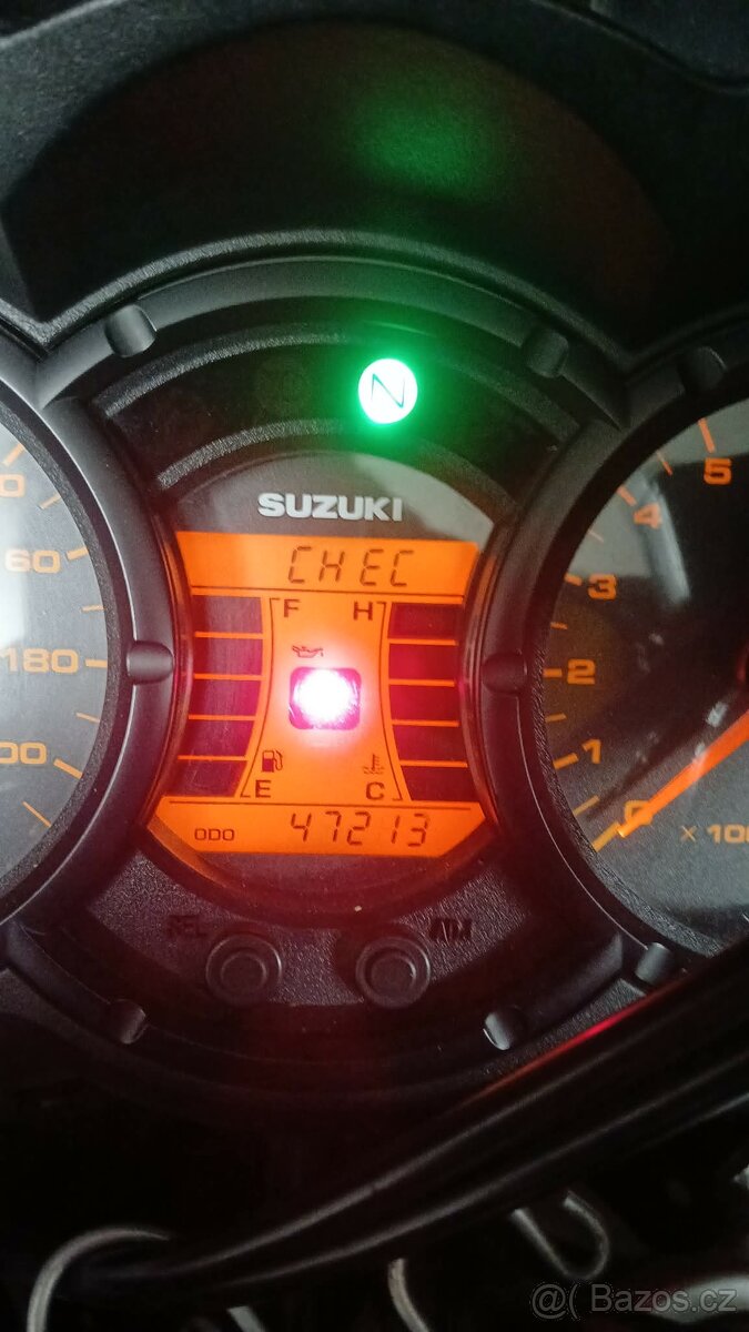 Suzuki V-strom 650 - 4