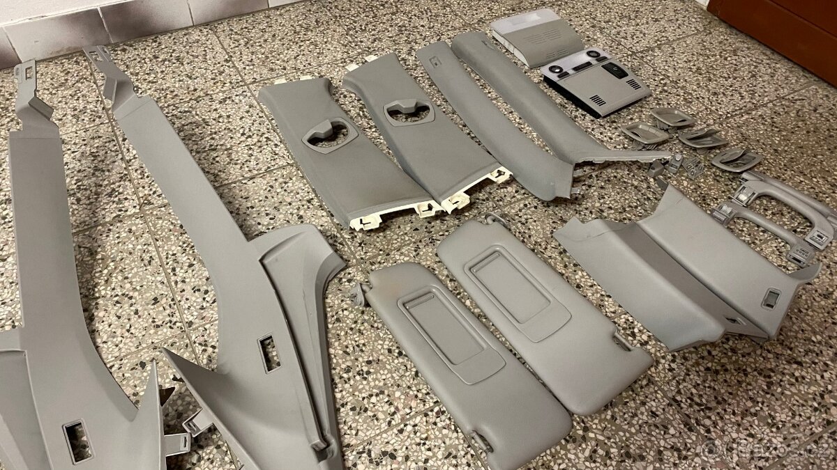 BMW E91 STROPNICE - VEŠKERÉ PANELY KRYTY INTERIÉRU - 4